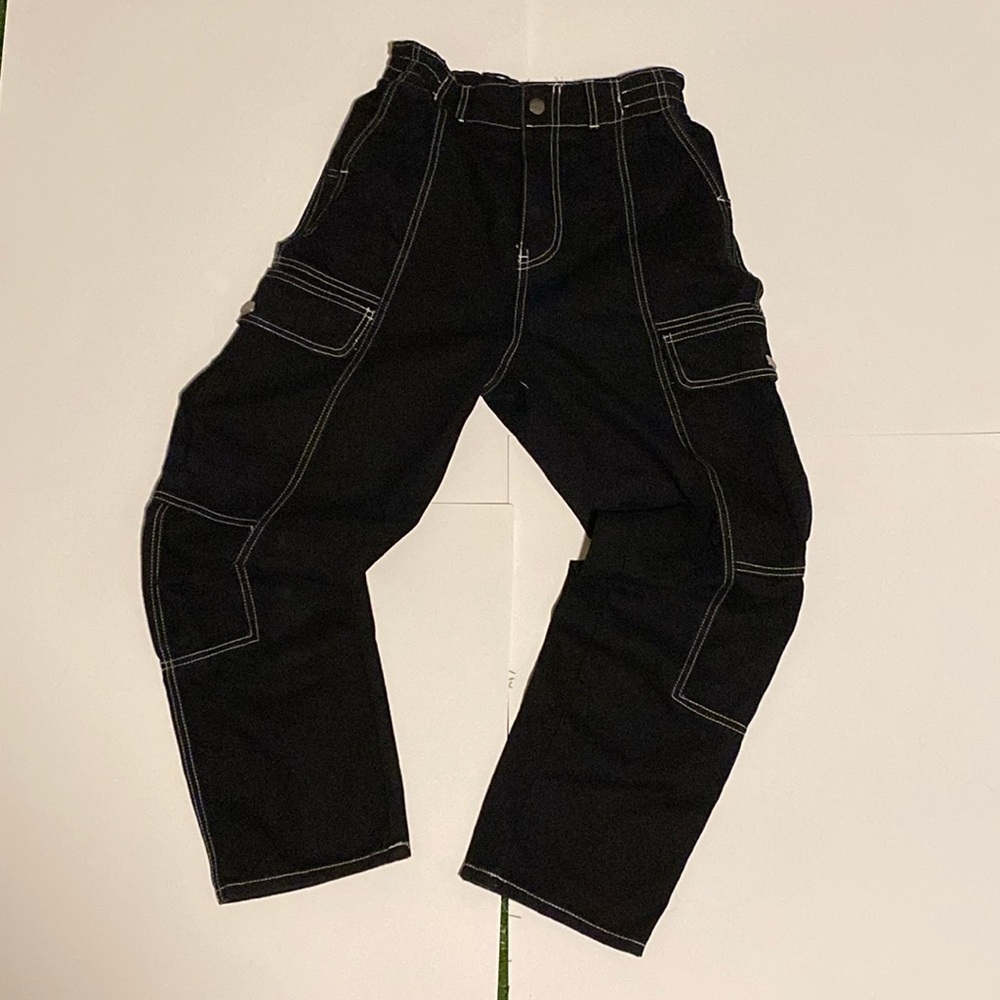 contrast stitched cargo pants